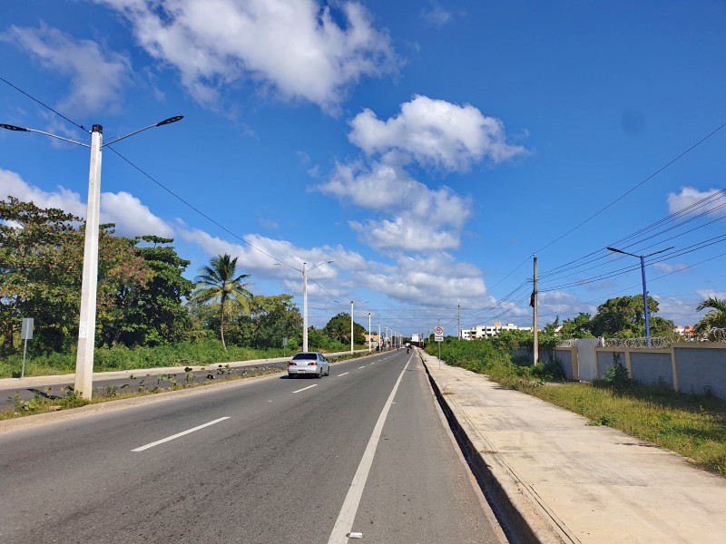 Av. Freddy Beras Goico
