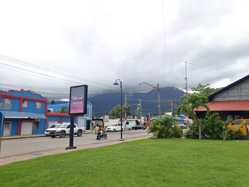 Гора в облаках