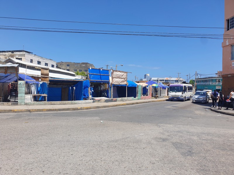 Рынок с утра