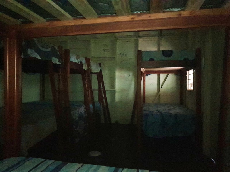 Внутри домика